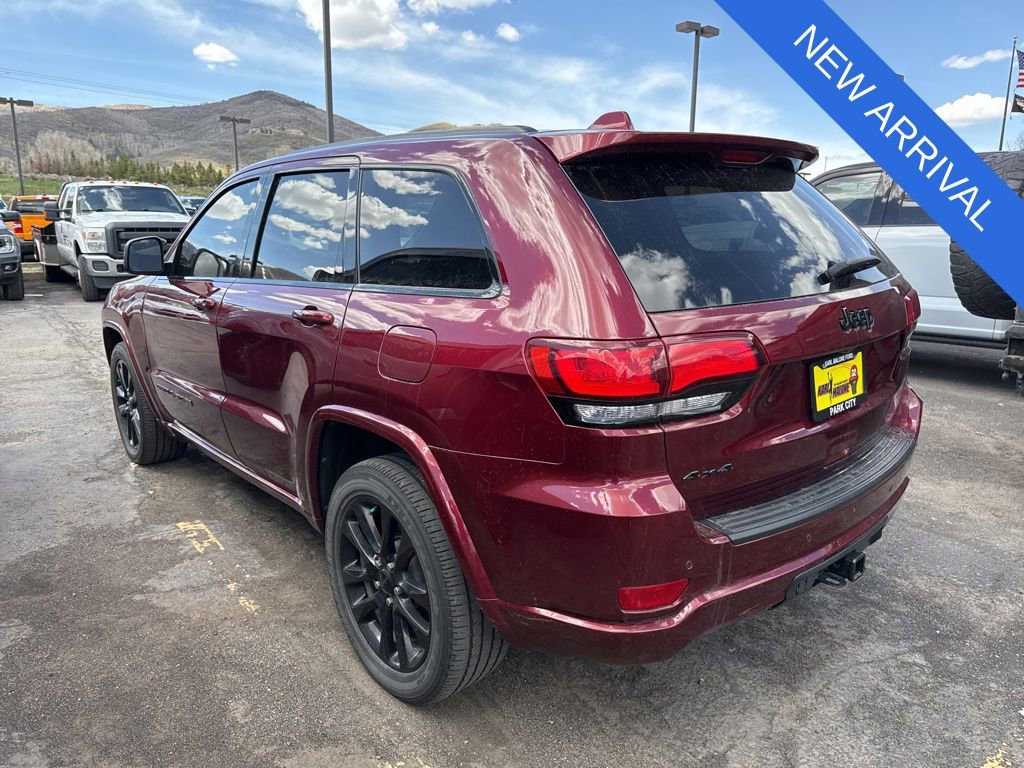 Used 2021 Jeep Grand Cherokee Laredo X image 4