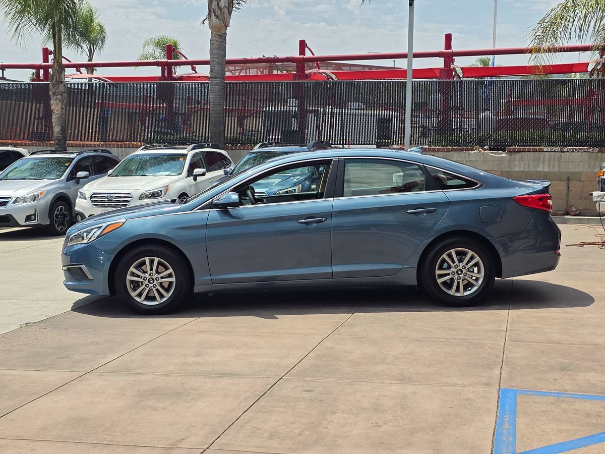 Used 2017 Hyundai Sonata SE FWD image 9