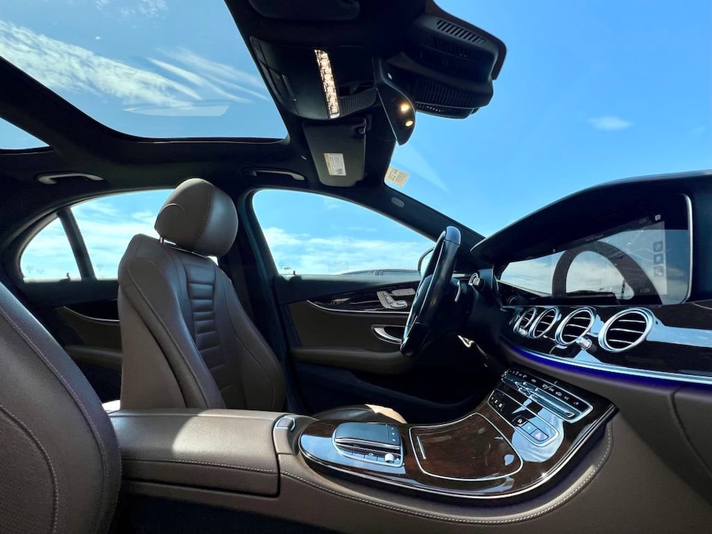 Certified 2022 Mercedes-Benz E 450 4MATIC Sedan image 9