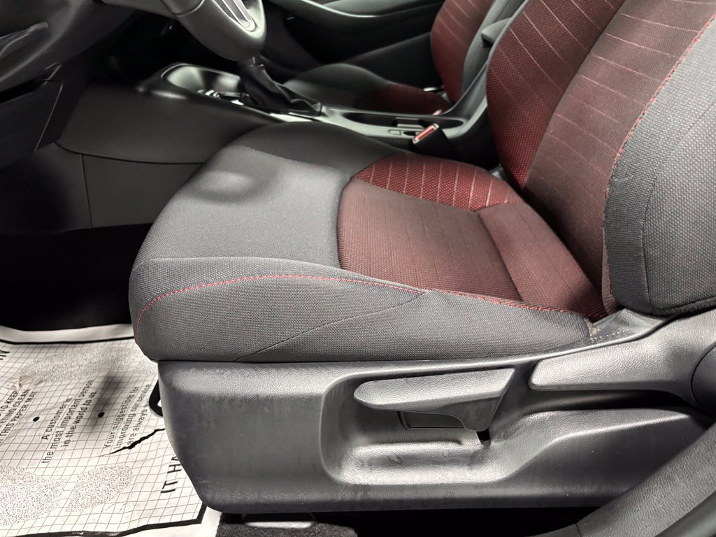 Used 2026 Toyota Corolla SE FWD image 12