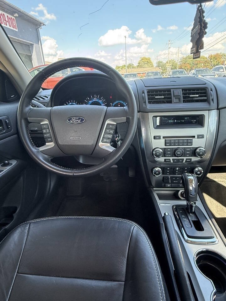 Used 2011 Ford Fusion SEL w/ 301A Rapid Spec Order Code FWD image 15