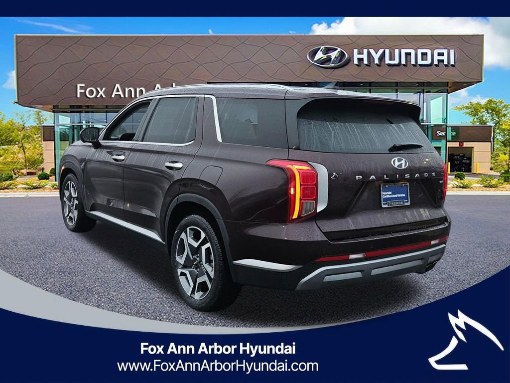 Used 2023 Hyundai Palisade SEL w/ Premium Package AWD/4WD image 3