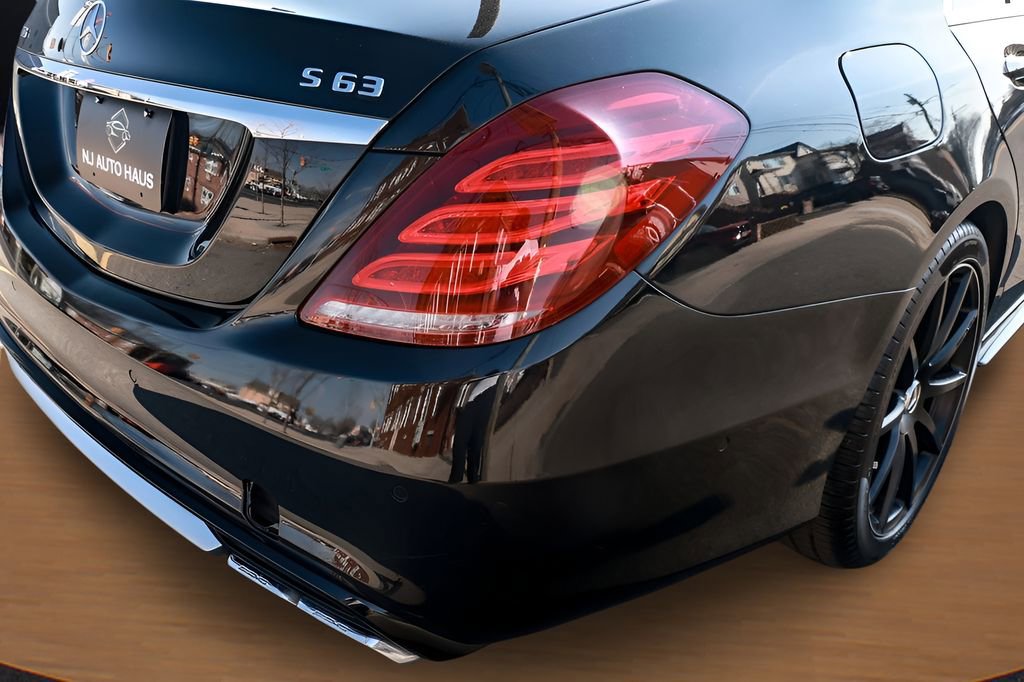 Used 2017 Mercedes-Benz S 63 AMG 4MATIC Sedan w/ Warmth & Comfort Package image 10