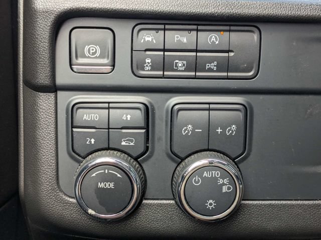 Used 2025 Chevrolet Tahoe LT AWD/4WD image 23