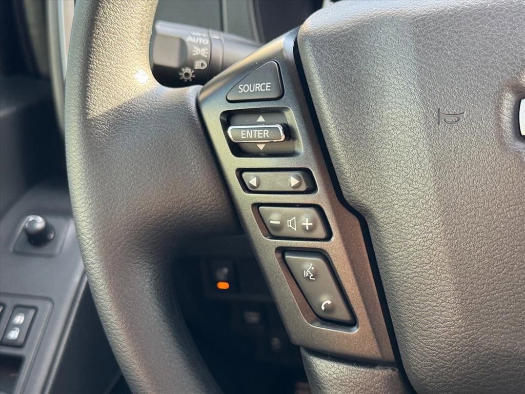 Certified 2025 Nissan Frontier SV image 16