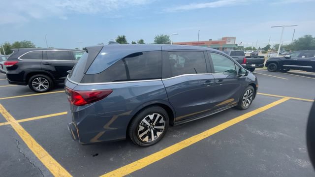 Used 2025 Honda Odyssey EX-L image 2
