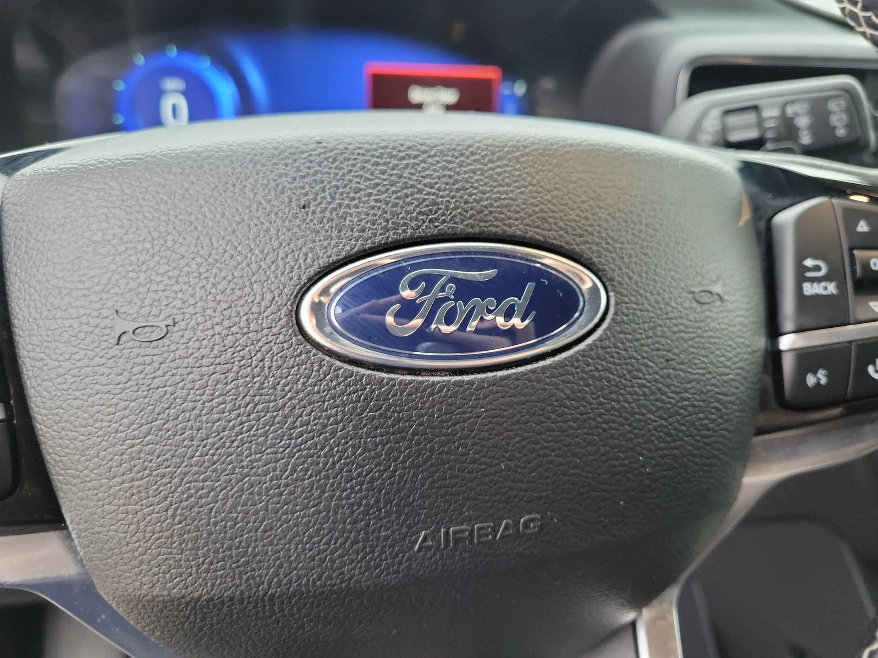Used 2022 Ford Explorer ST w/ Equipment Group 401A AWD/4WD image 28