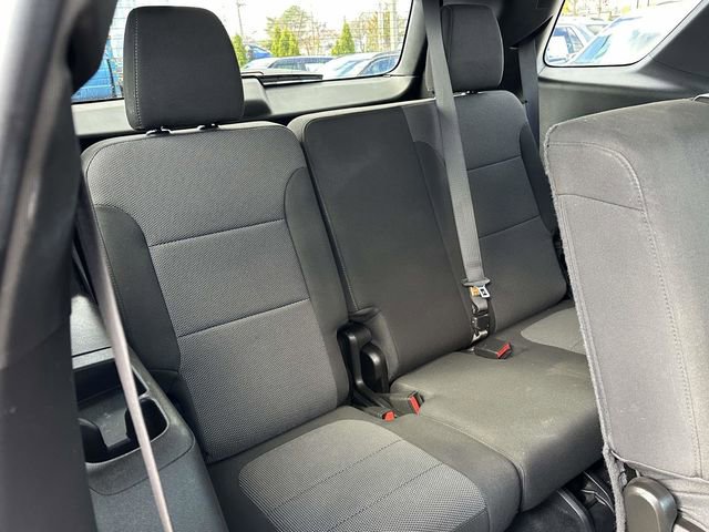 Used 2023 Chevrolet Traverse LT image 21