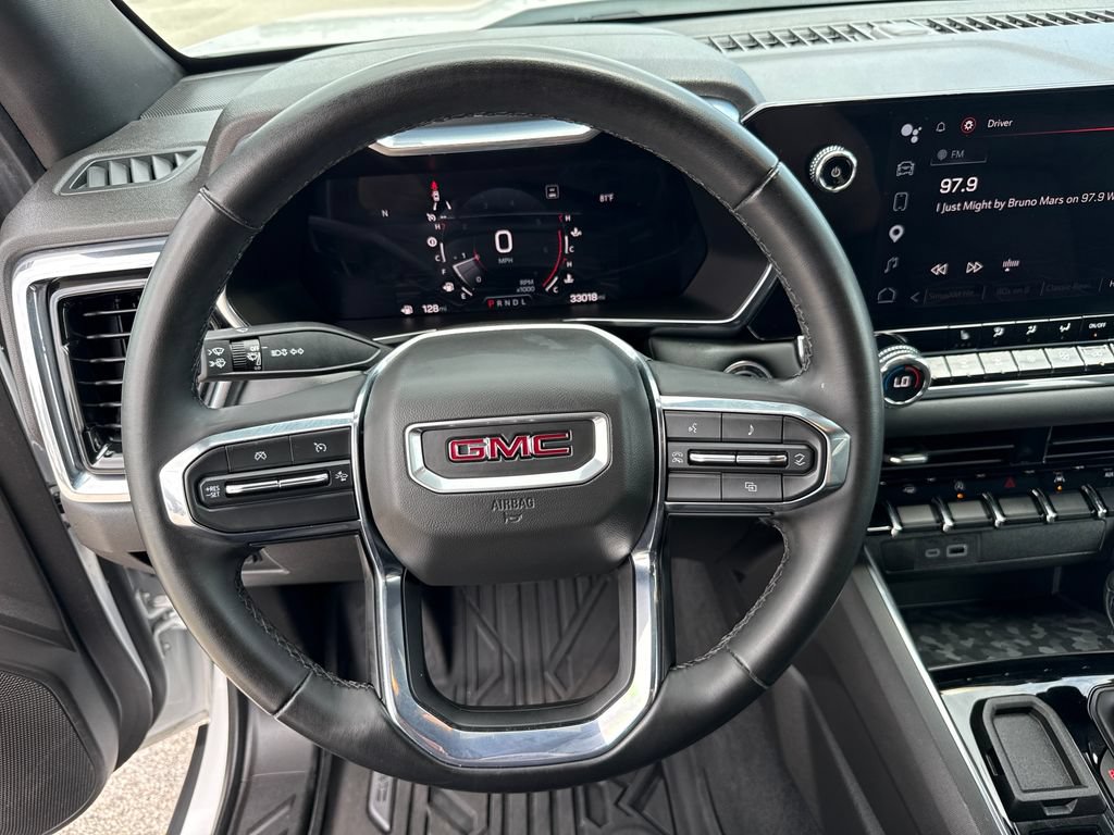 Used 2023 GMC Canyon Elevation w/ Elevation Premium Package RWD image 15
