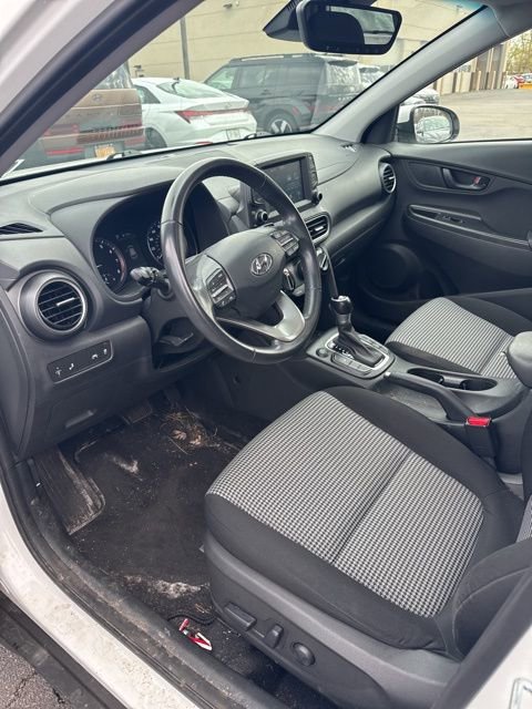 Used 2021 Hyundai Kona SEL Plus AWD/4WD image 9