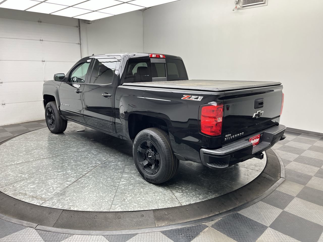 Used 2016 Chevrolet Silverado 1500 LT w/ All Star Edition AWD/4WD image 2