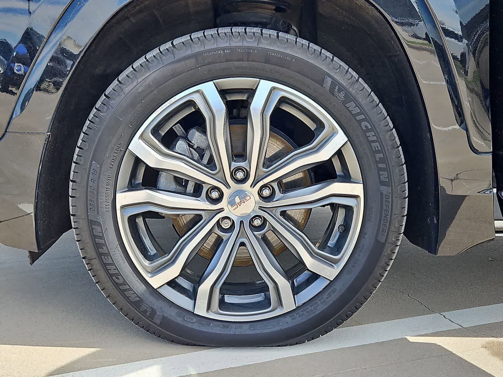 Used 2018 GMC Terrain Denali w/ Advanced Safety Package AWD/4WD image 19