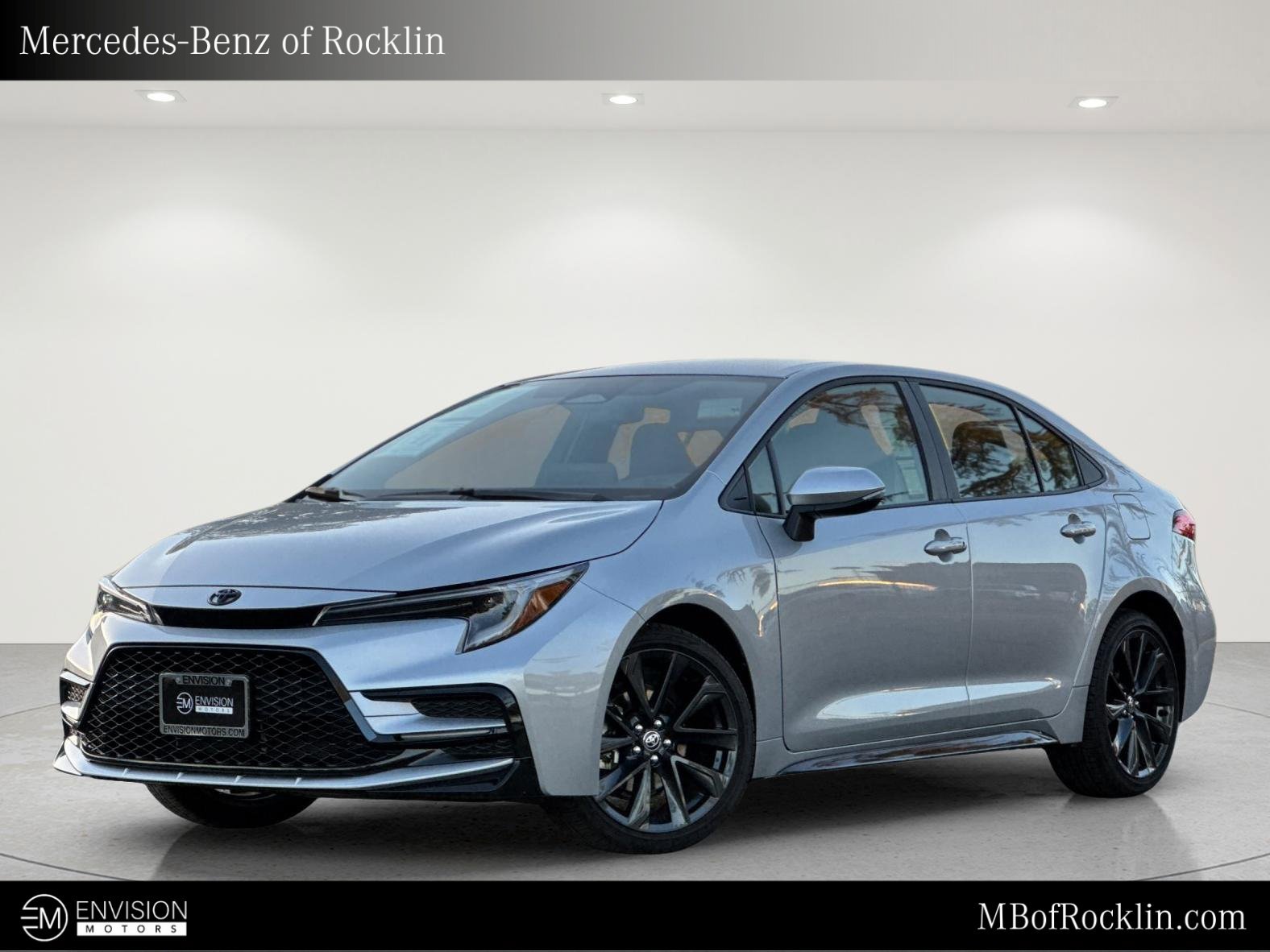 Used 2026 Toyota Corolla SE w/ SE Package