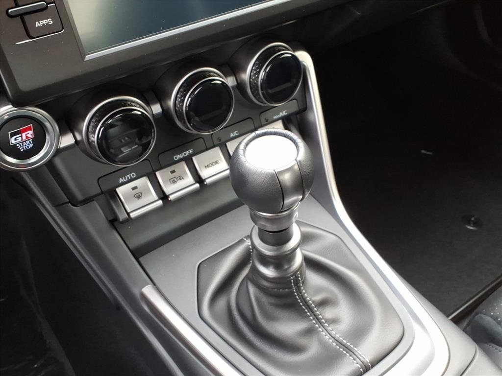 New 2025 Toyota GR86 Premium w/ Performance Package image 13