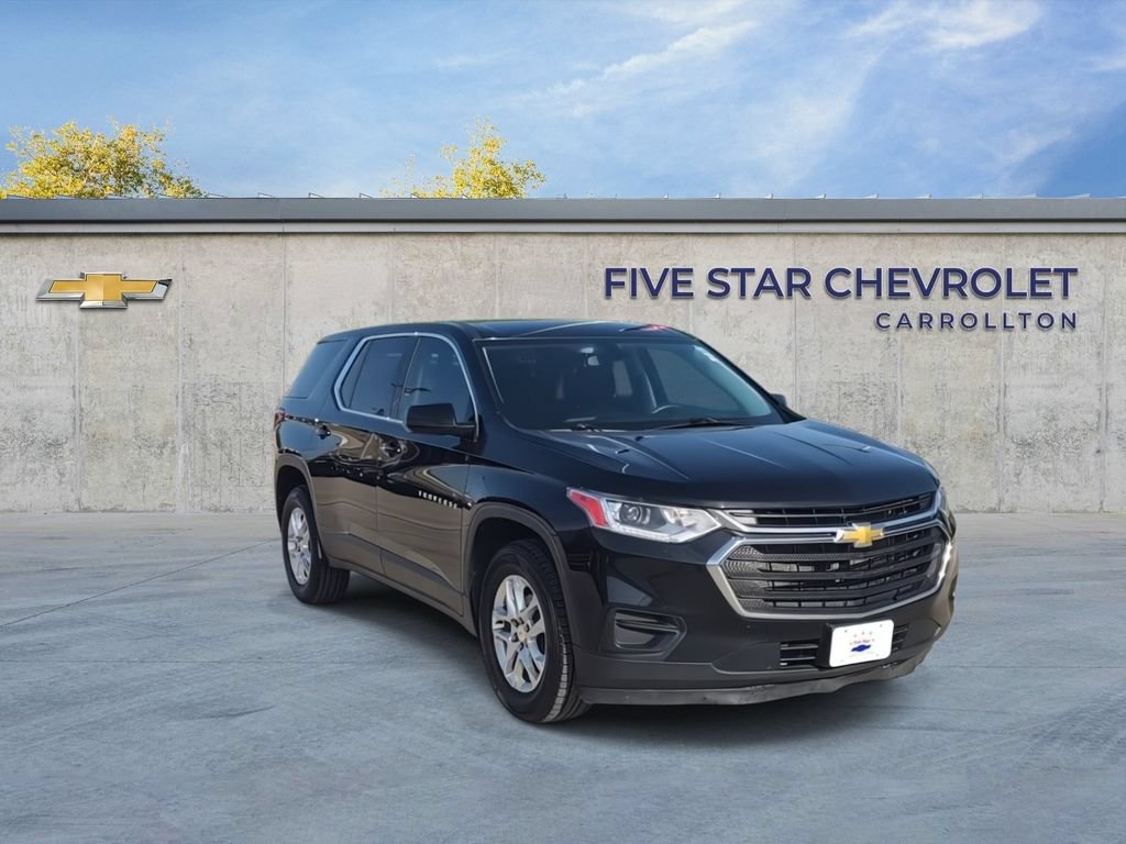 Used 2020 Chevrolet Traverse LS FWD image 2