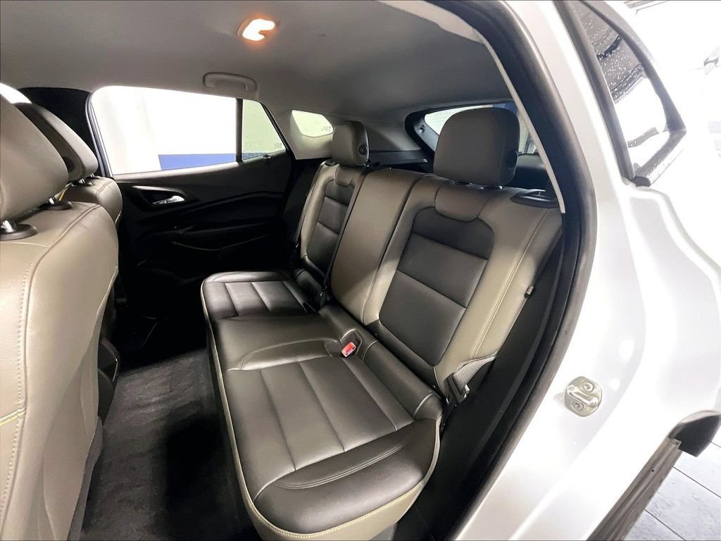 Used 2024 Chevrolet Trax ACTIV w/ Driver Confidence Package FWD image 15