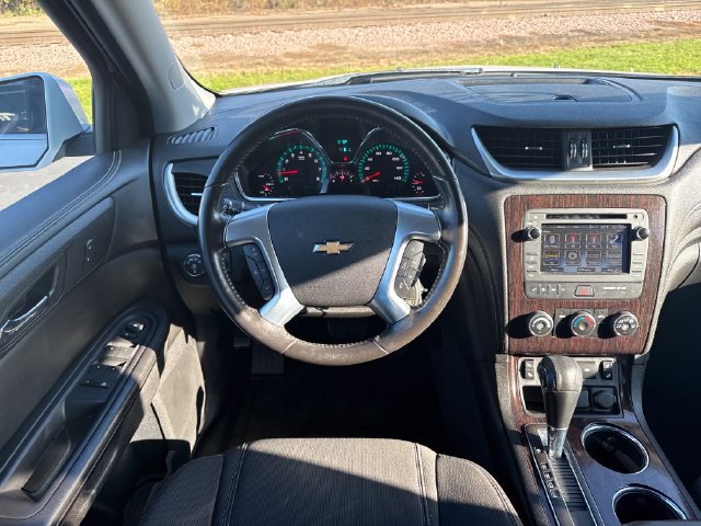Used 2017 Chevrolet Traverse LT w/ Style and Technology Package AWD/4WD image 13