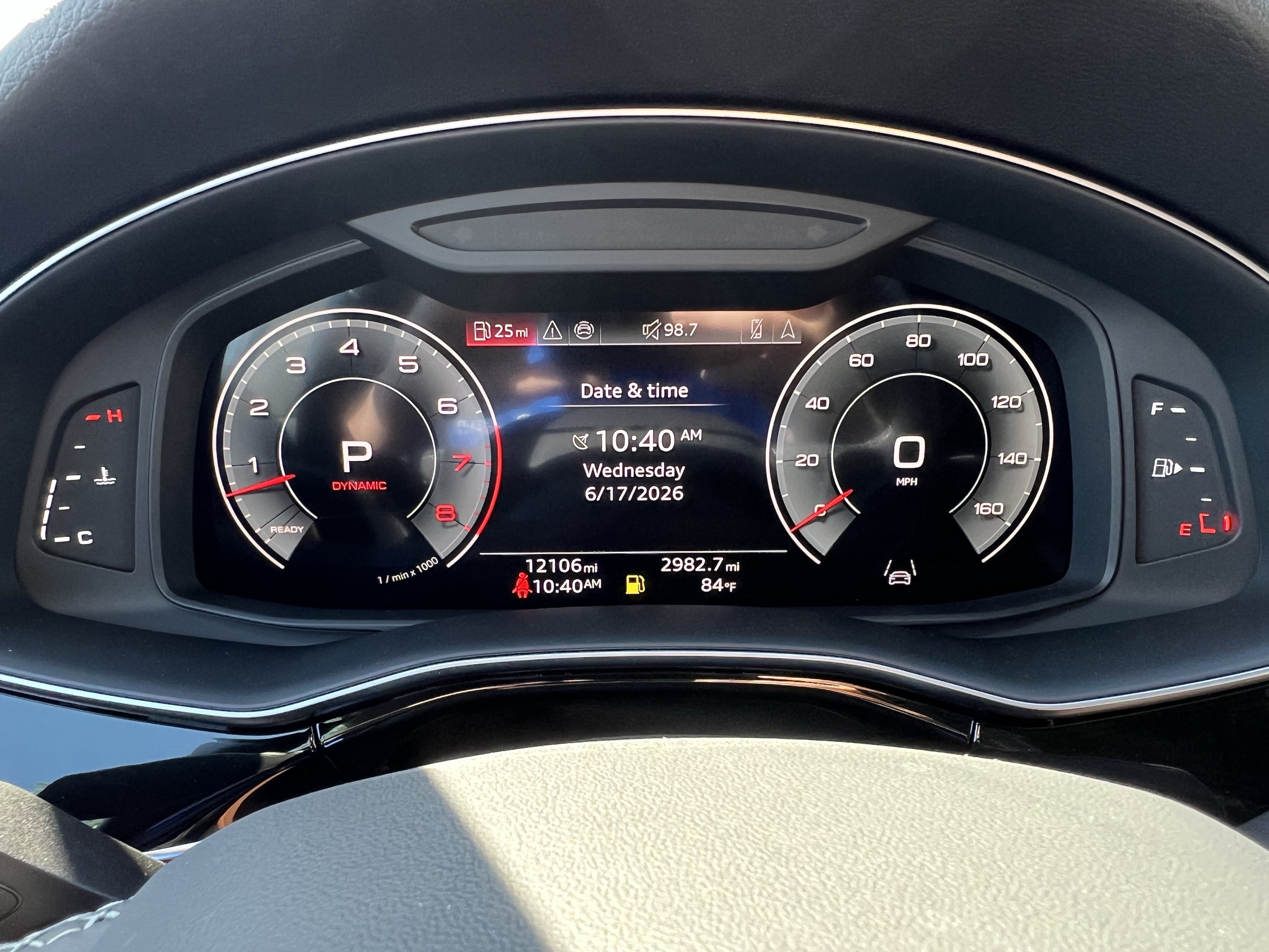 Used 2024 Audi Q8 Premium AWD/4WD image 21