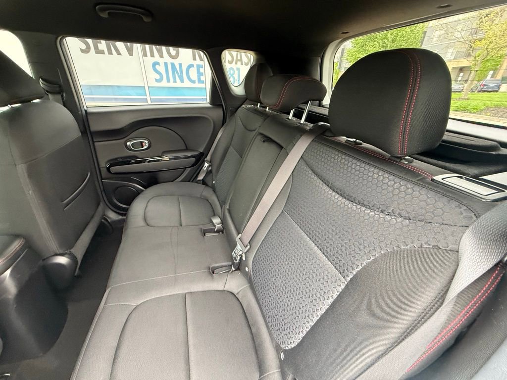 Used 2016 Kia Soul + w/ Soulful Package FWD image 29