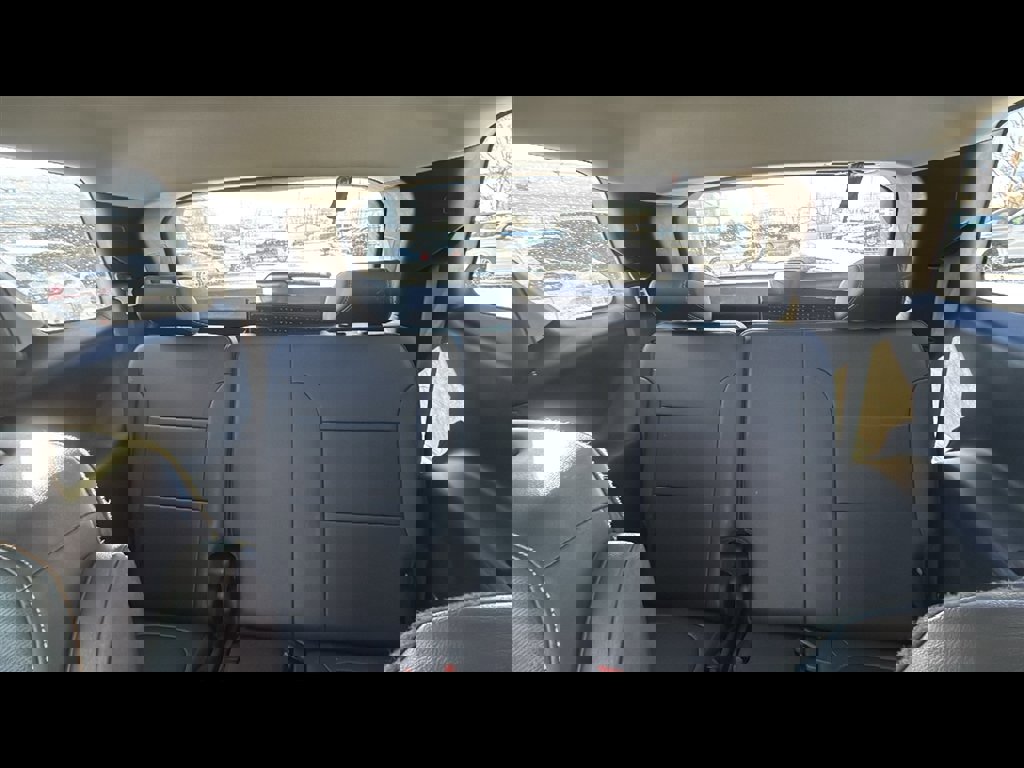 Used 2021 Chevrolet Traverse Premier w/ Redline Edition AWD/4WD image 22