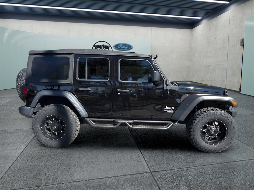 Used 2018 Jeep Wrangler Unlimited Sport image 8