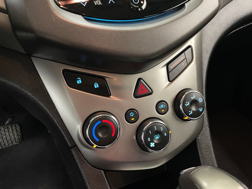 Used 2016 Chevrolet Sonic LT FWD image 26