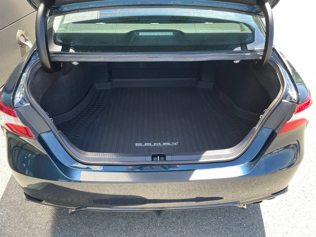 Used 2020 Toyota Camry SE AWD/4WD image 7