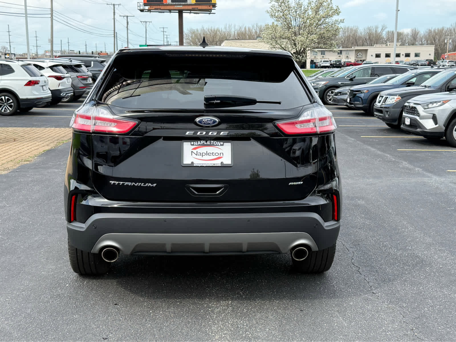 Used 2024 Ford Edge Titanium AWD/4WD image 6