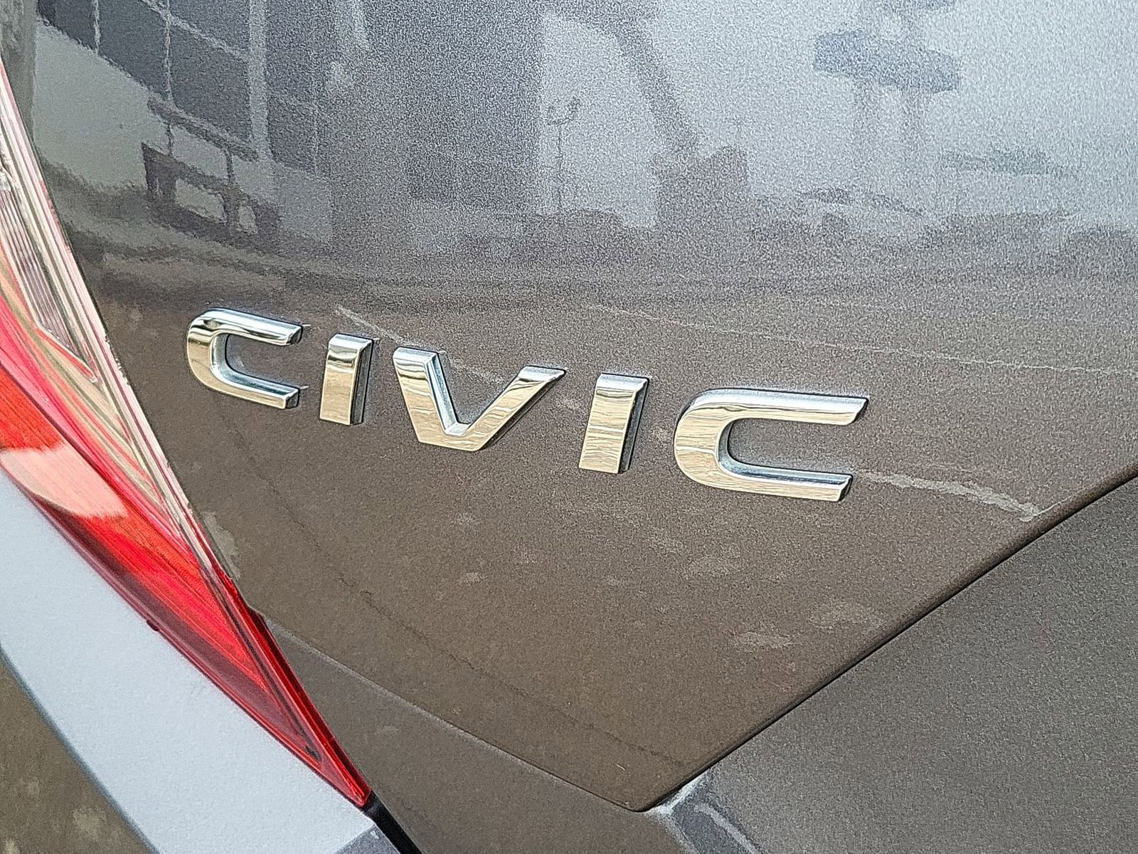 Used 2018 Honda Civic EX image 29