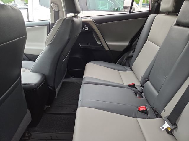 Used 2015 Toyota RAV4 Limited w/ Technology Package AWD/4WD image 10