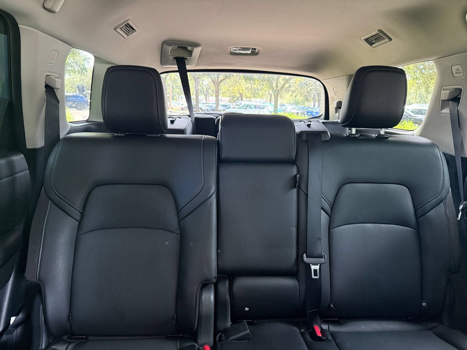 Used 2026 Nissan Pathfinder SL FWD image 37