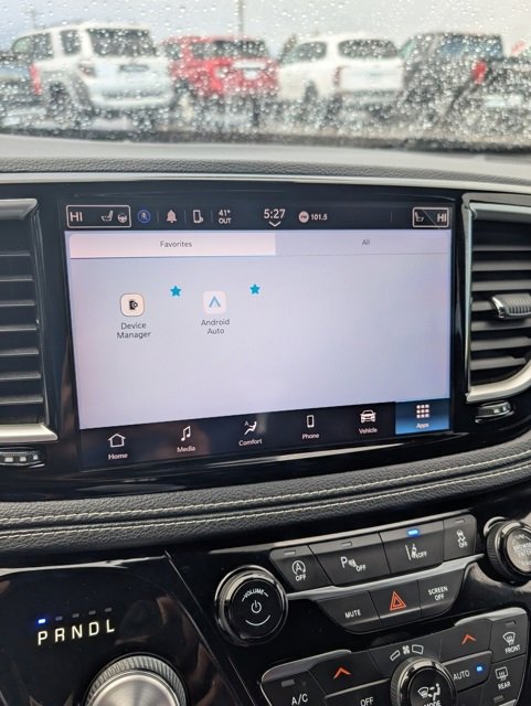 Used 2022 Chrysler Pacifica Touring image 37