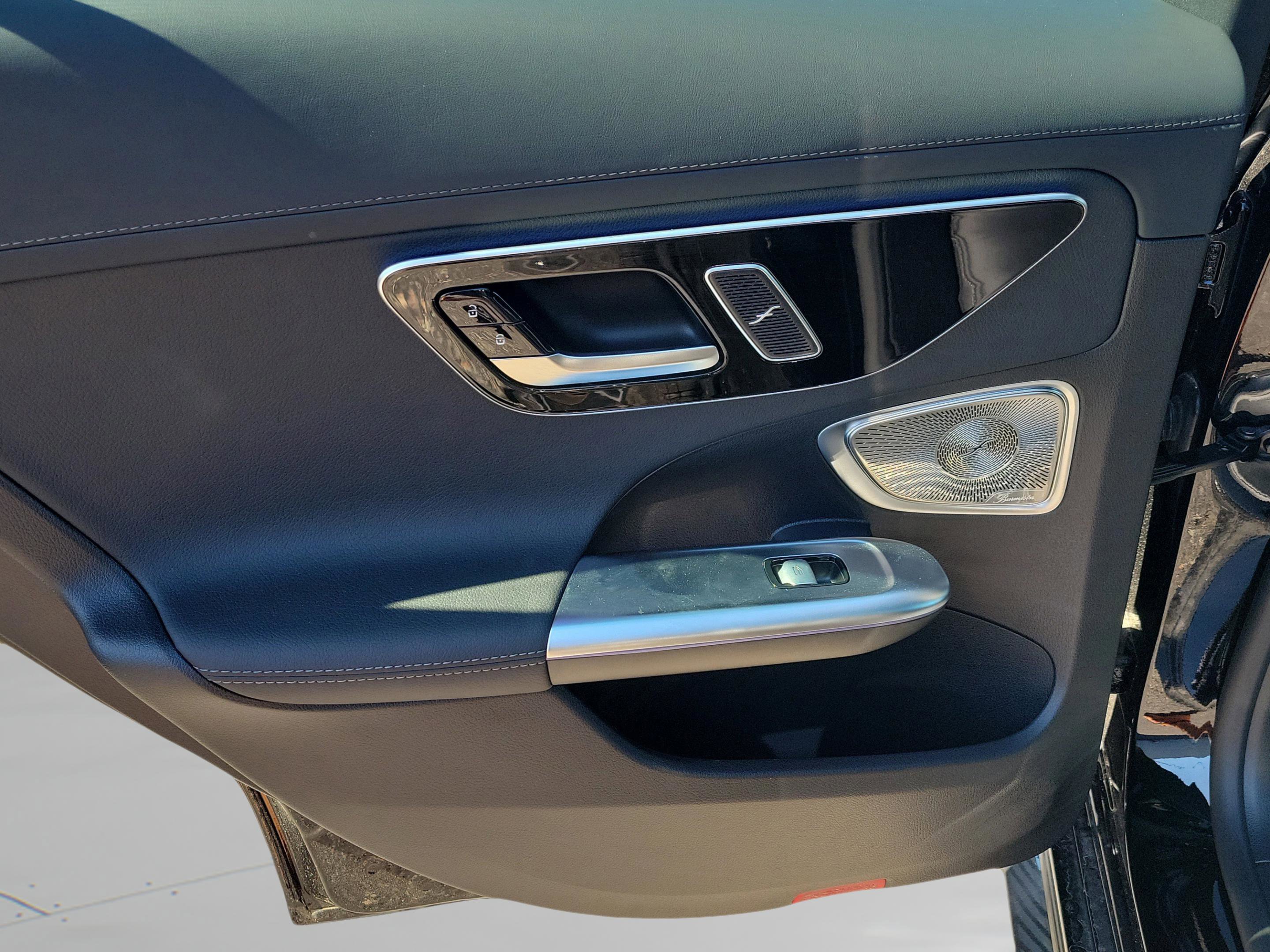 Certified 2025 Mercedes-Benz C 300 Sedan image 29