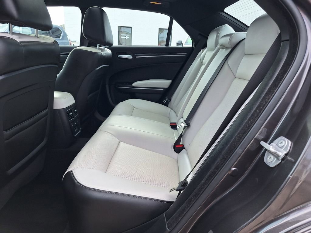 Used 2021 Chrysler 300 S w/ S Model Appearance Package image 10