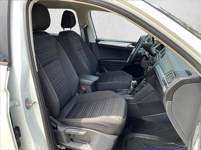 Used 2024 Volkswagen Tiguan S FWD image 9
