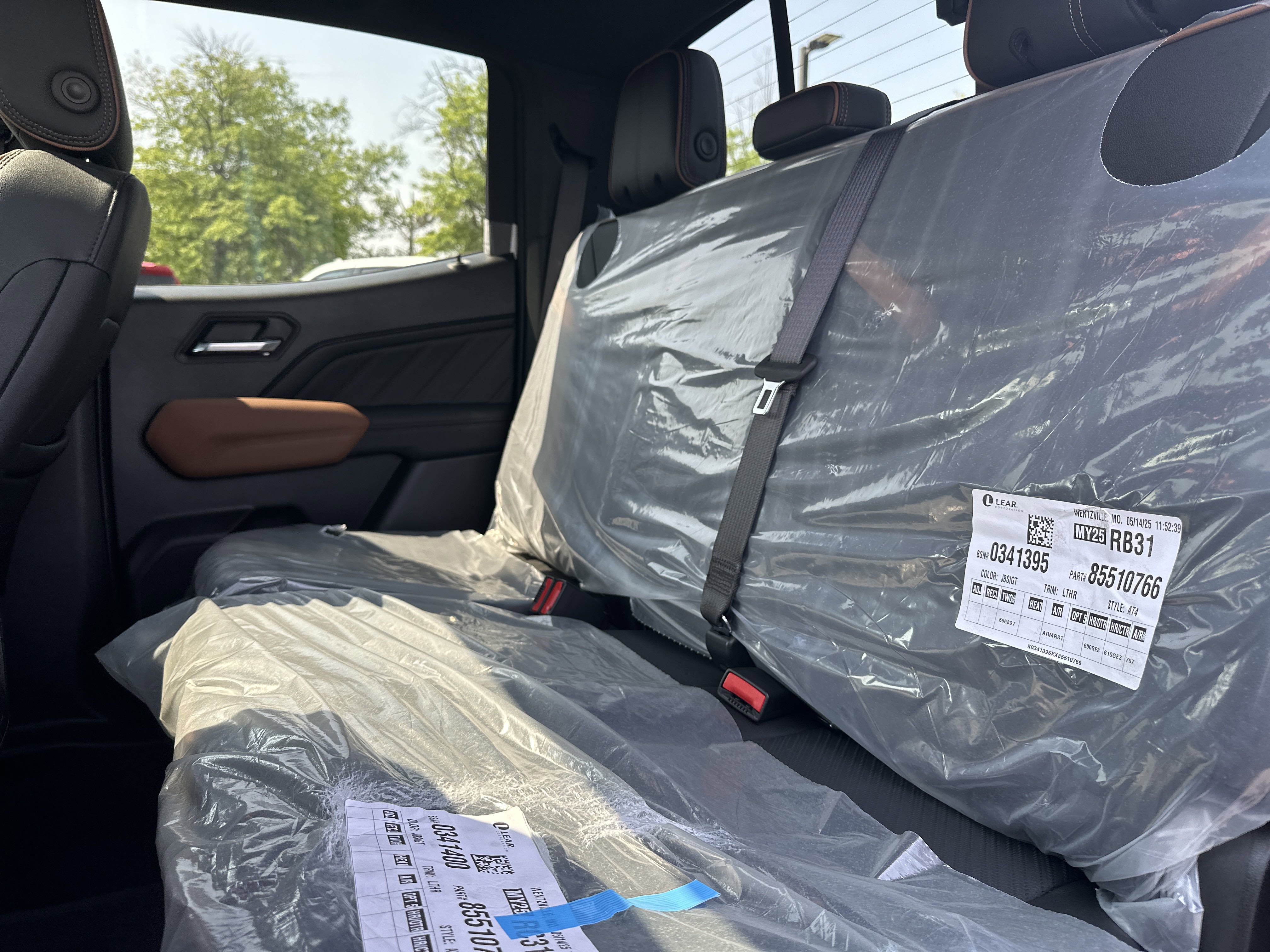 New 2025 GMC Canyon AT4 w/ Technology Plus Package image 31