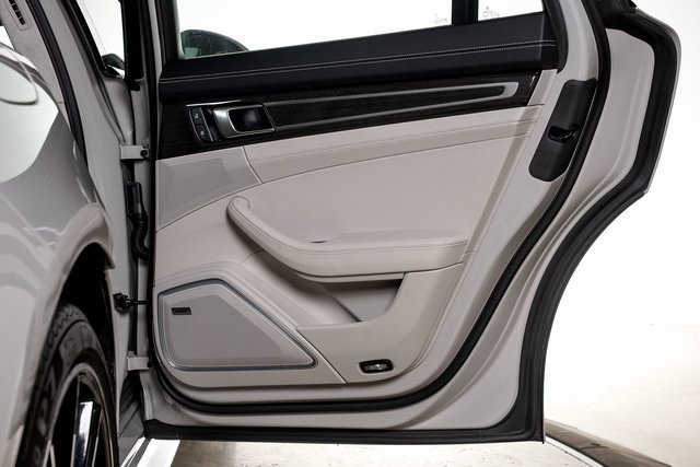 Used 2023 Porsche Panamera Turbo S image 65