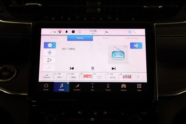 Used 2023 Jeep Grand Cherokee L Overland w/ Luxury Tech Group IV image 31