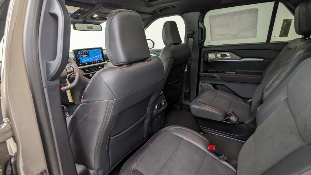 New 2027 Ford Explorer ST w/ Sun And Sound Package AWD/4WD image 33