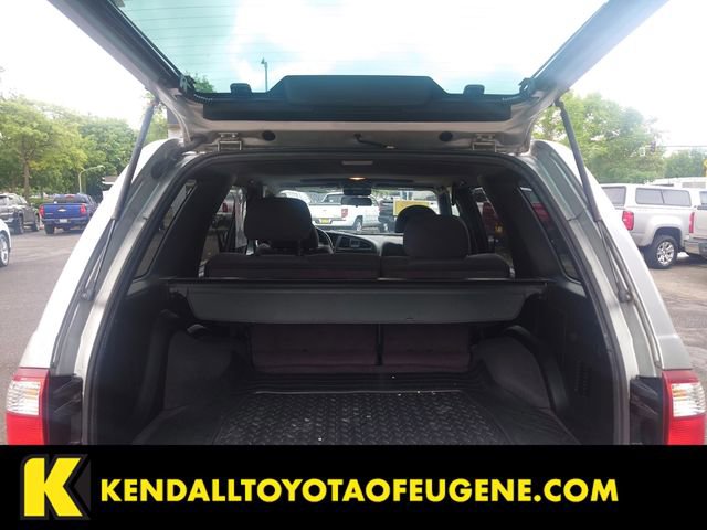Used 2002 Nissan Pathfinder SE AWD/4WD image 16