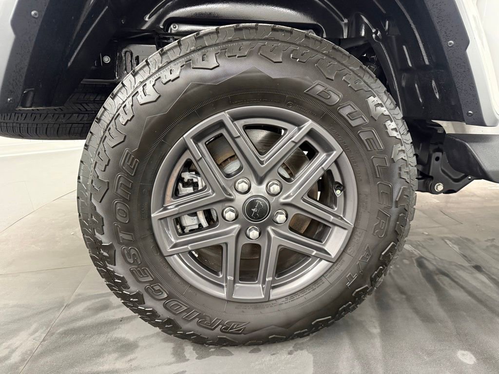 Used 2024 Jeep Gladiator Sport image 10