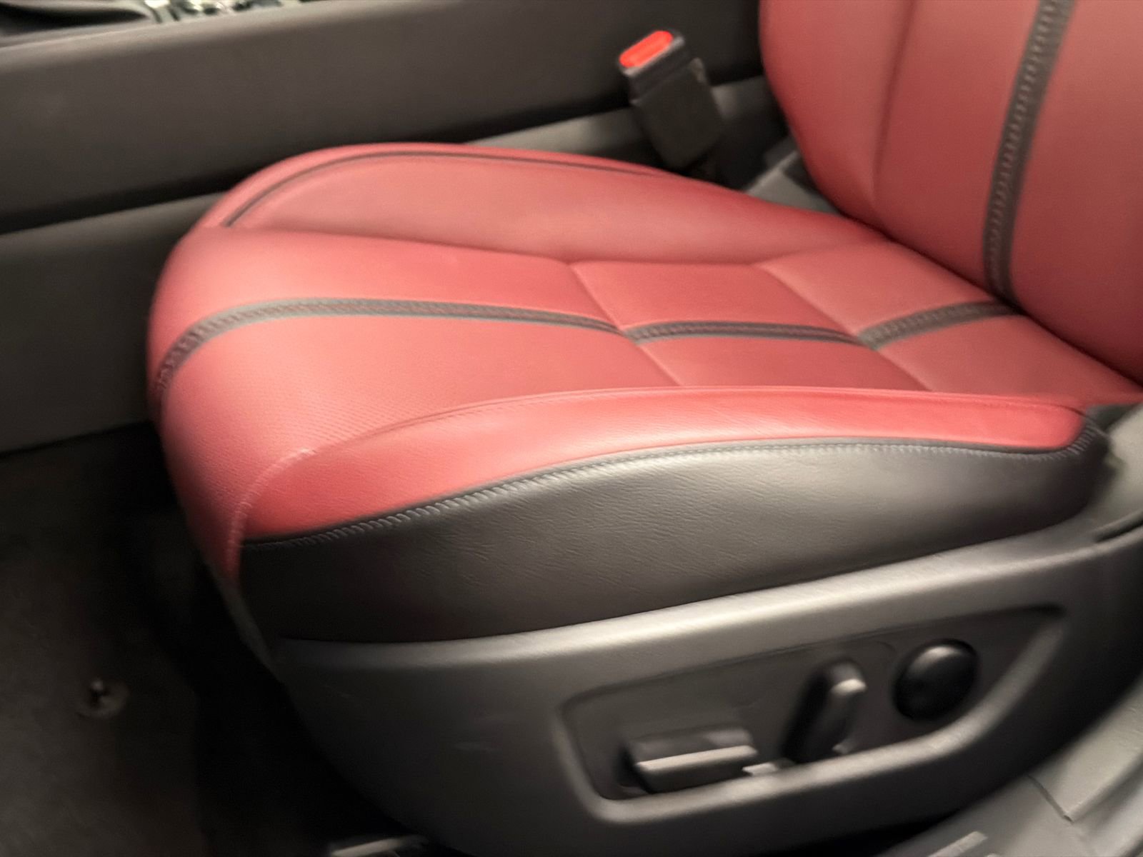 Certified 2025 MAZDA CX-50 AWD 2.5 Hybrid w/ Cargo Package image 17