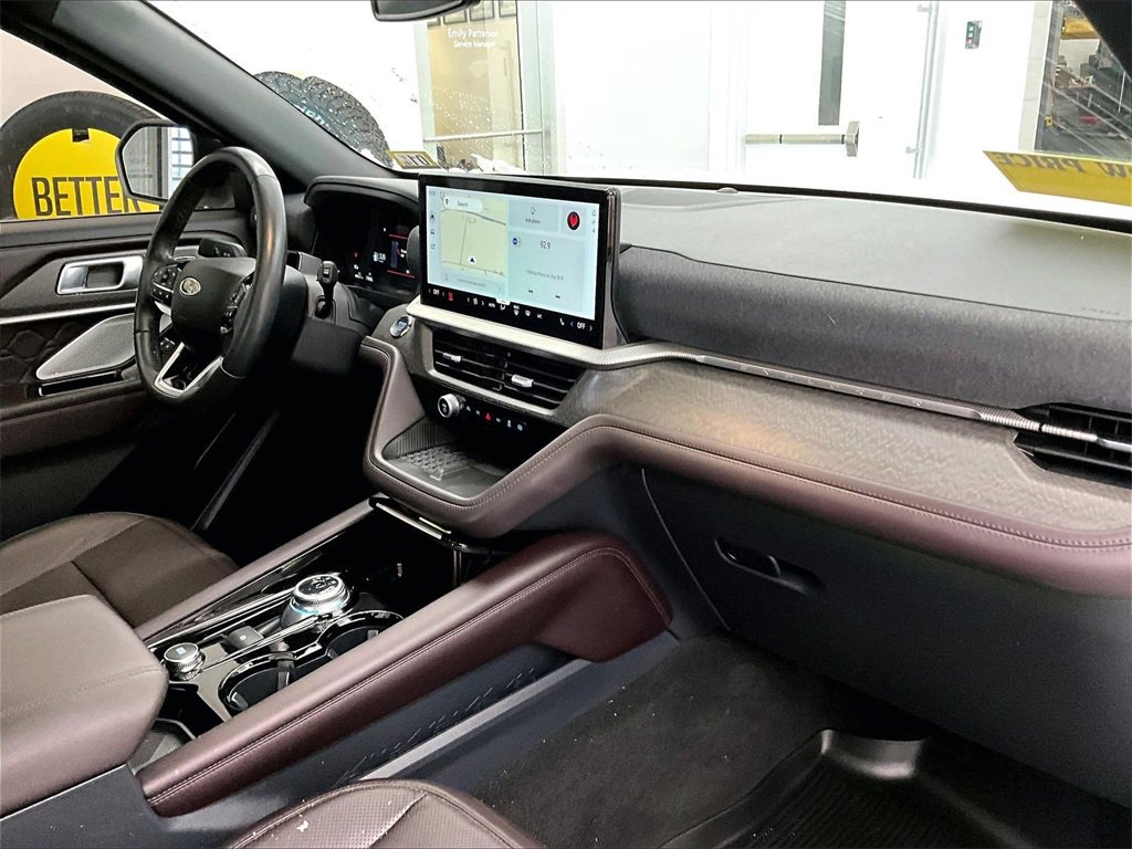 Used 2025 Ford Explorer Platinum w/ LUX Leather Package image 14