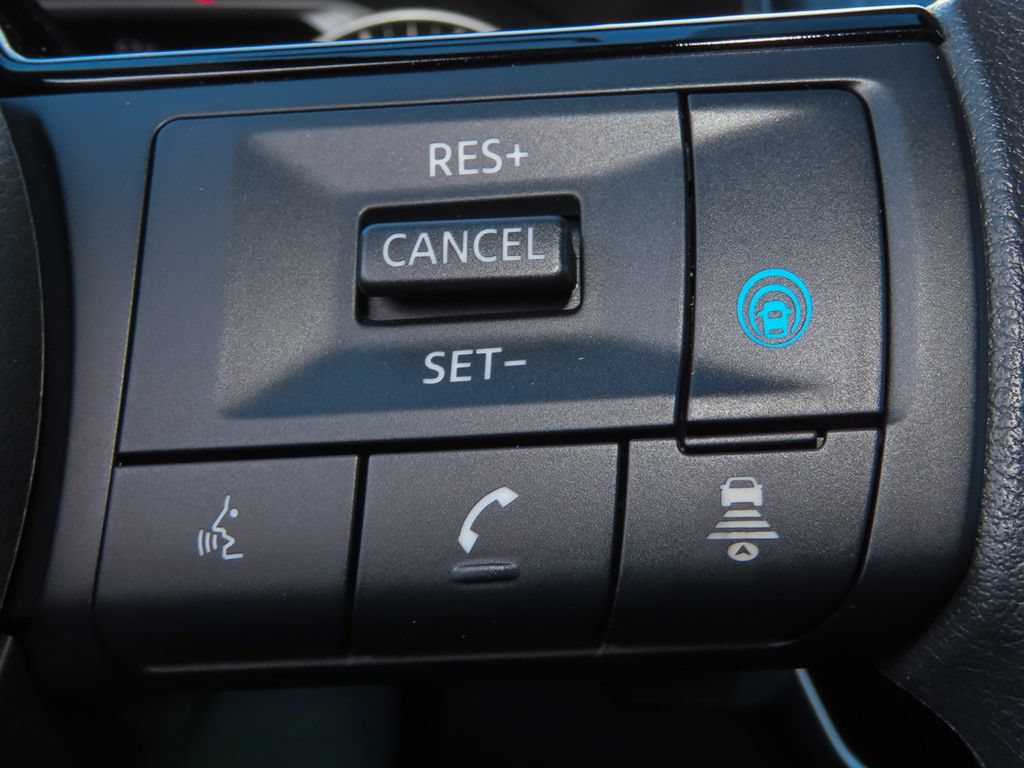 Certified 2022 Nissan Rogue SV AWD/4WD image 15