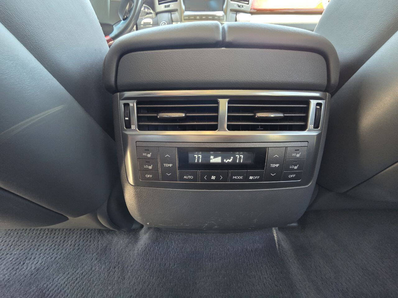 Used 2009 Lexus LX 570 4WD image 17