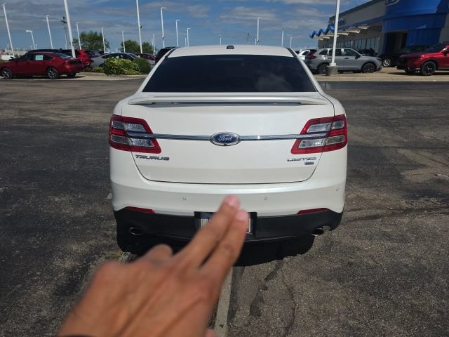 Used 2019 Ford Taurus Limited AWD/4WD image 7