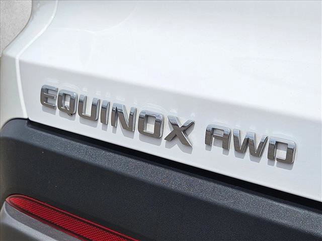 Used 2026 Chevrolet Equinox LT AWD/4WD image 29
