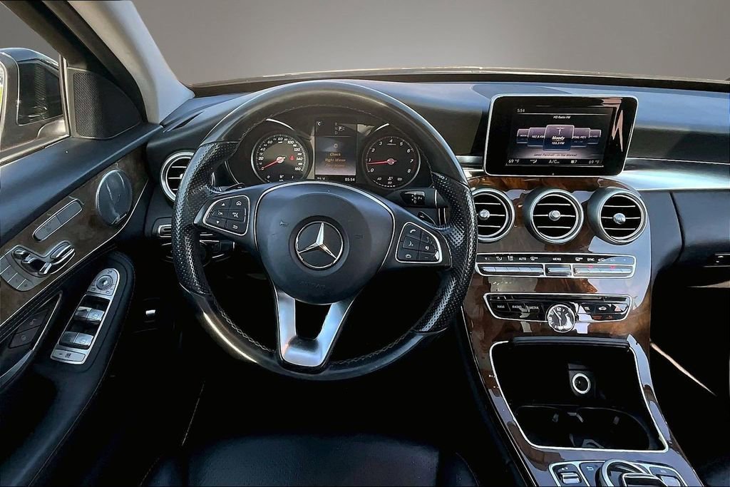 Used 2015 Mercedes-Benz C 300 4MATIC Sedan image 8