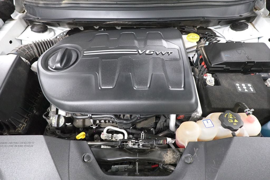 Used 2022 Jeep Cherokee Trailhawk AWD/4WD image 34