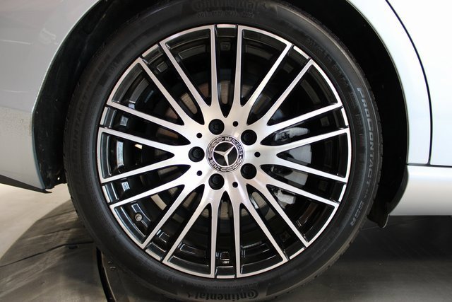 Used 2023 Mercedes-Benz C 300 Sedan image 32